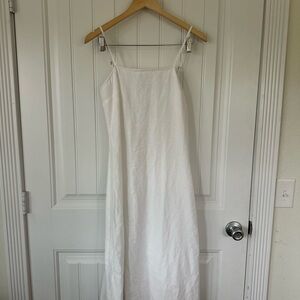 Elegant White Spaghetti Strap Dress